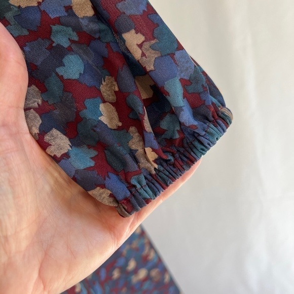 Vtg Jennifer Gee Geometric Print V Neck MIDI Dress - Picture 7 of 9